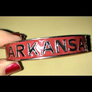 Arkansas Hinged metal bracelet